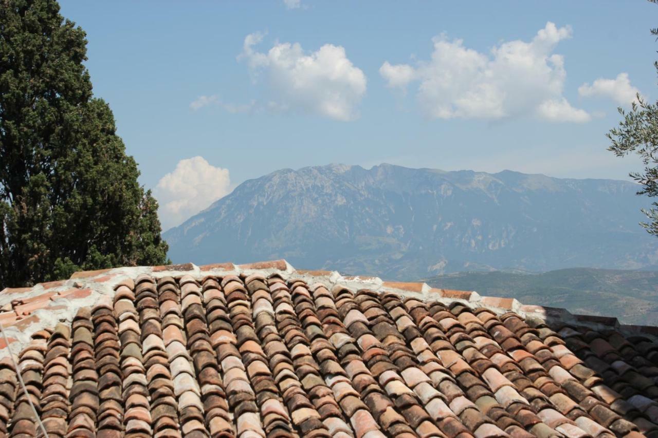Guest House Toli Inside Berat Castle Exterior foto